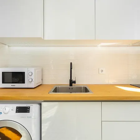 Whome Formosa #2 - 2-bed In Prime Location Perfect To Explore *