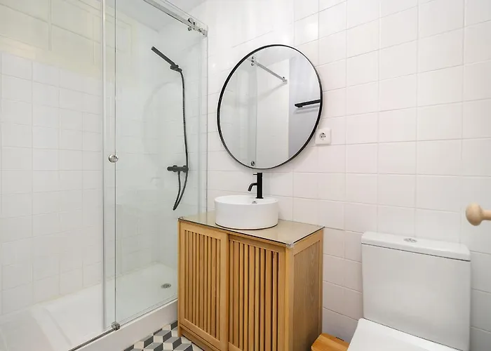 Whome Formosa #2 - 2-bed In Prime Location Perfect To Explore Apartamento Porto